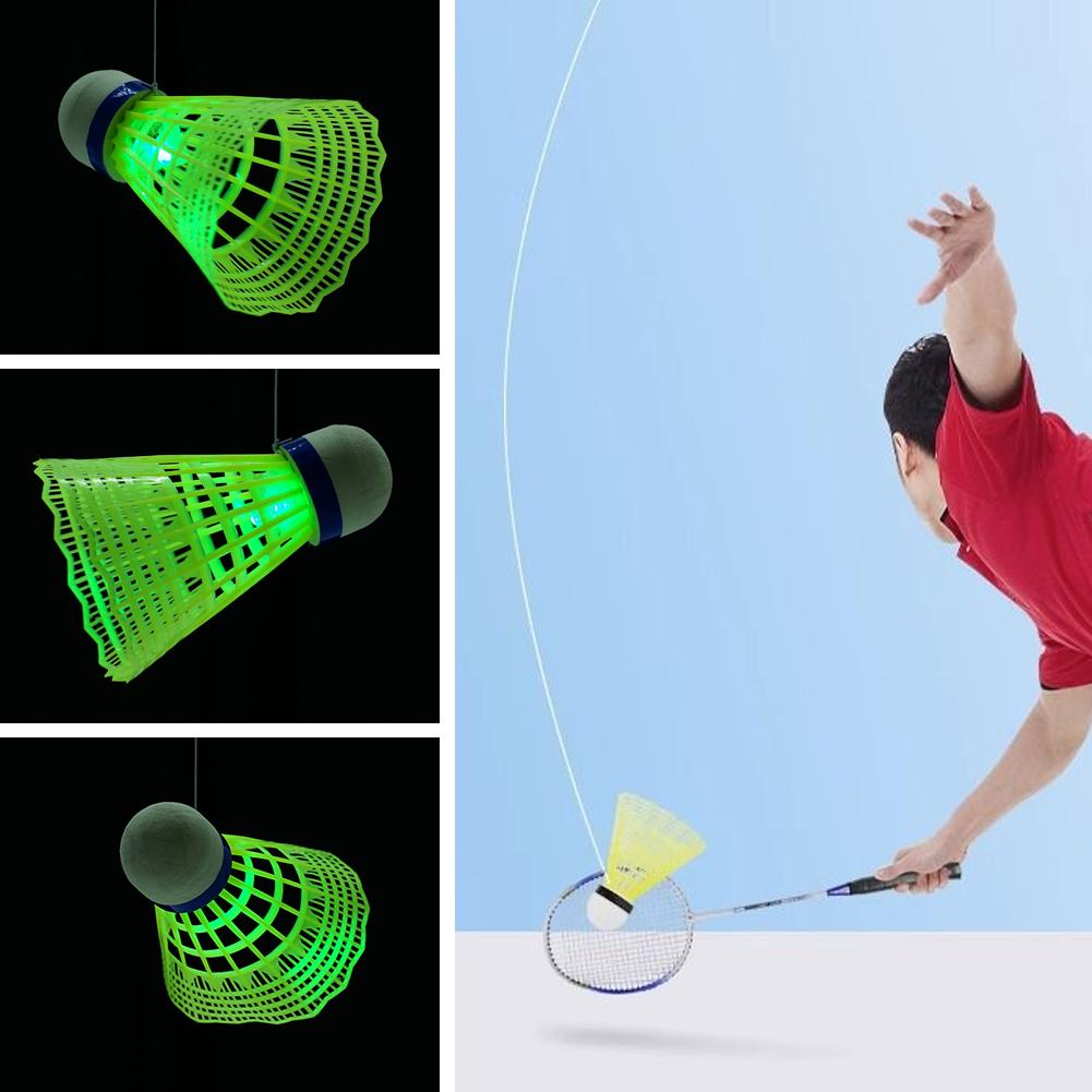 Badminton Talk - Badmintontrainers Stretch Professionele badmintonmachine Robot Racket